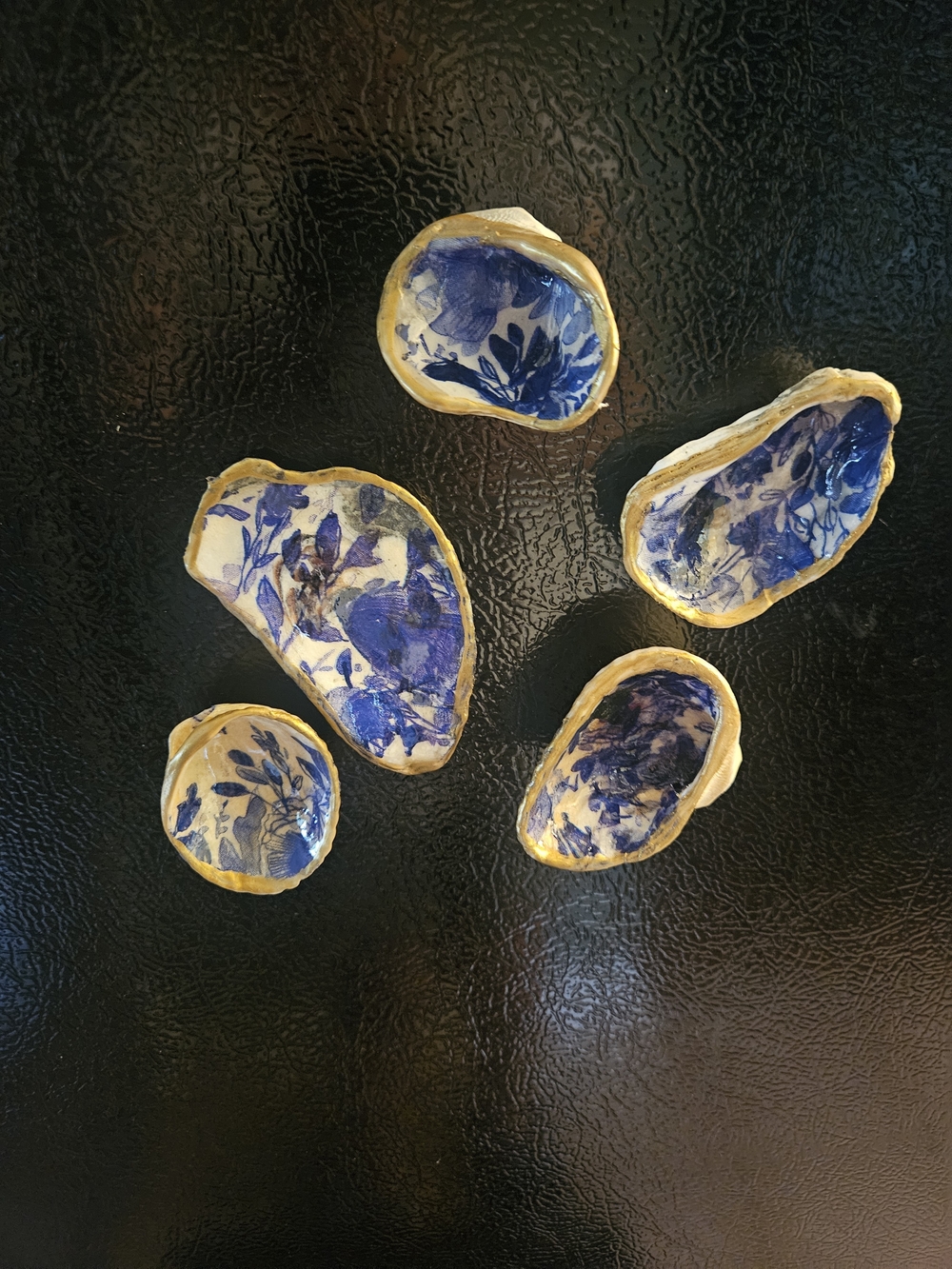 Handcrafted Blue Floral Shell Magnets (5)